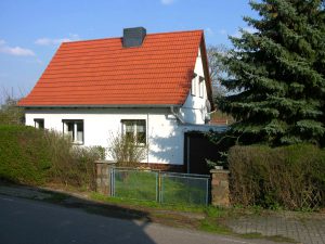 Einfamilienhaus Freist - Straßenansicht