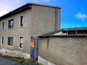 Ein- bis Zweifamilienhaus in Lodersleben - Straßenansicht