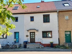 Einfamilienhaus Halle-Süd - Straßenansicht