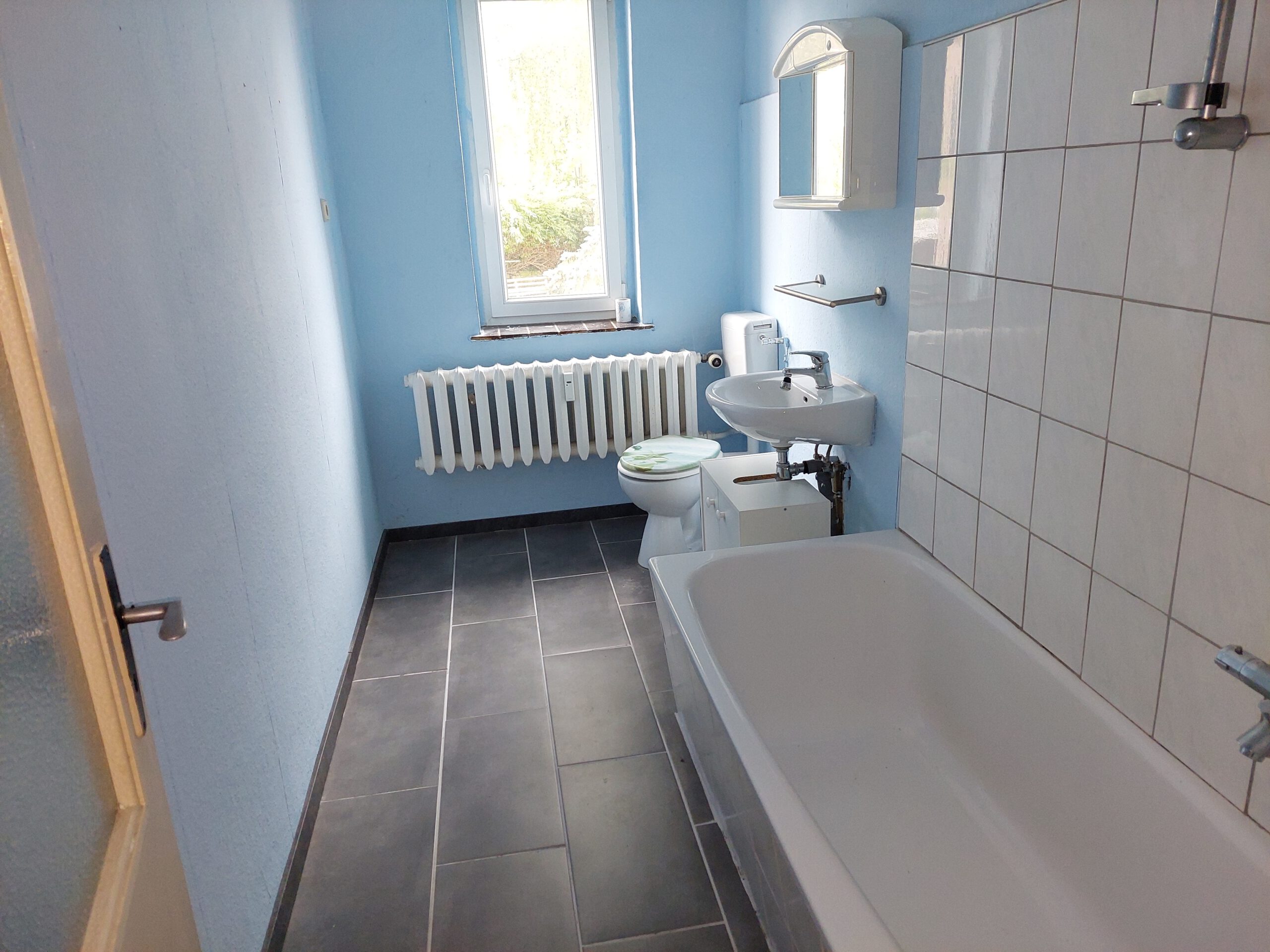 Mehrfamilienhaus Giersleben - Badezimmer