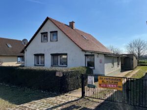Einfamilienhaus in Fienstedt - Straßenansicht