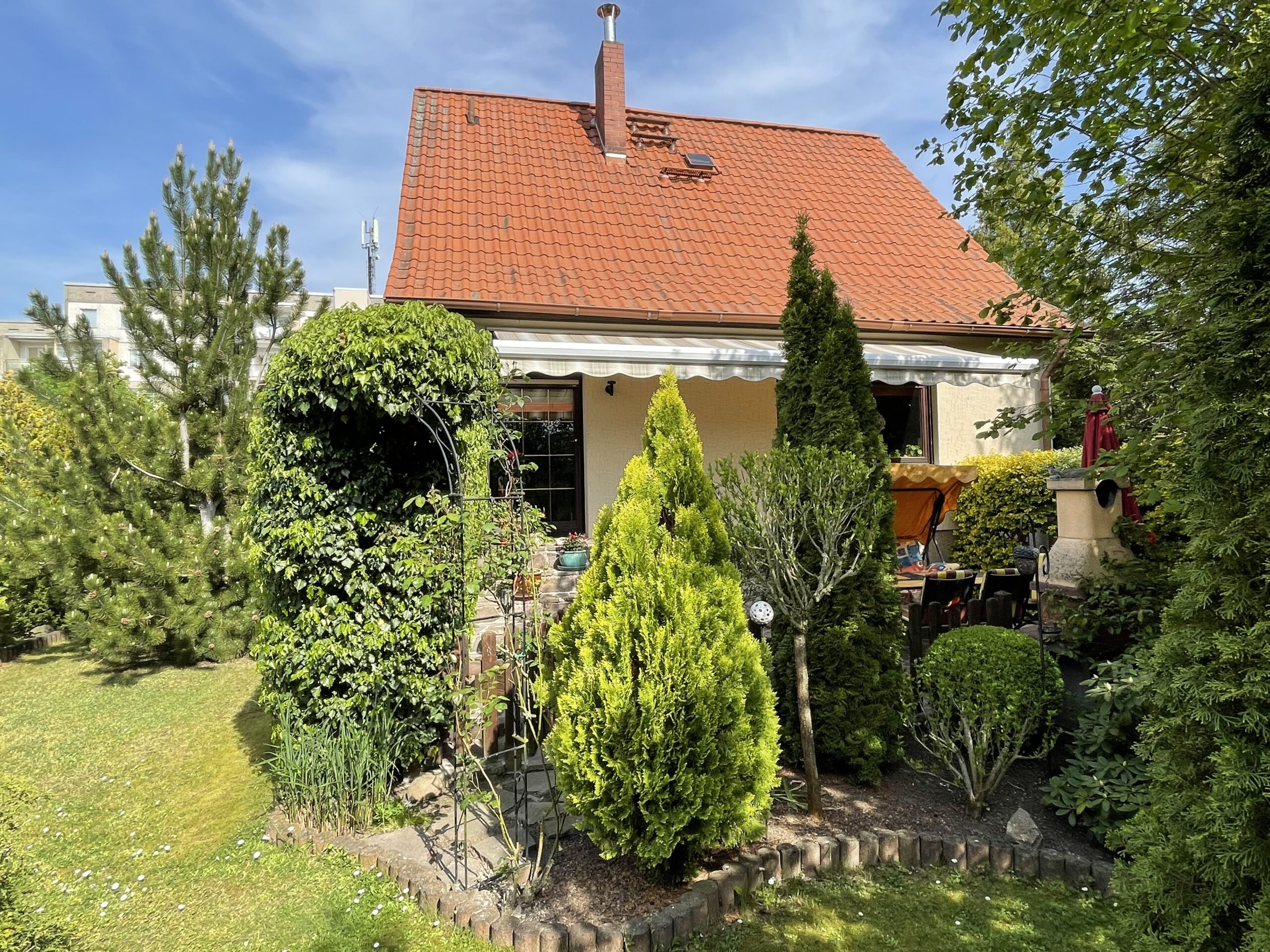 Einfamilienhaus im Blumenauviertel - Blick vom Garten