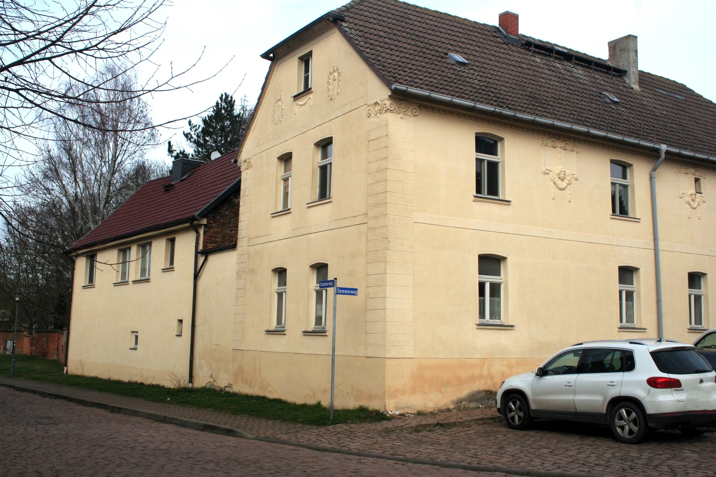 Mehrfamilienhaus Nauendorf - Haupthaus und Anbau