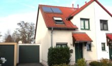 Doppelhaushälfte in der Frohen Zukunft - Straßenansicht