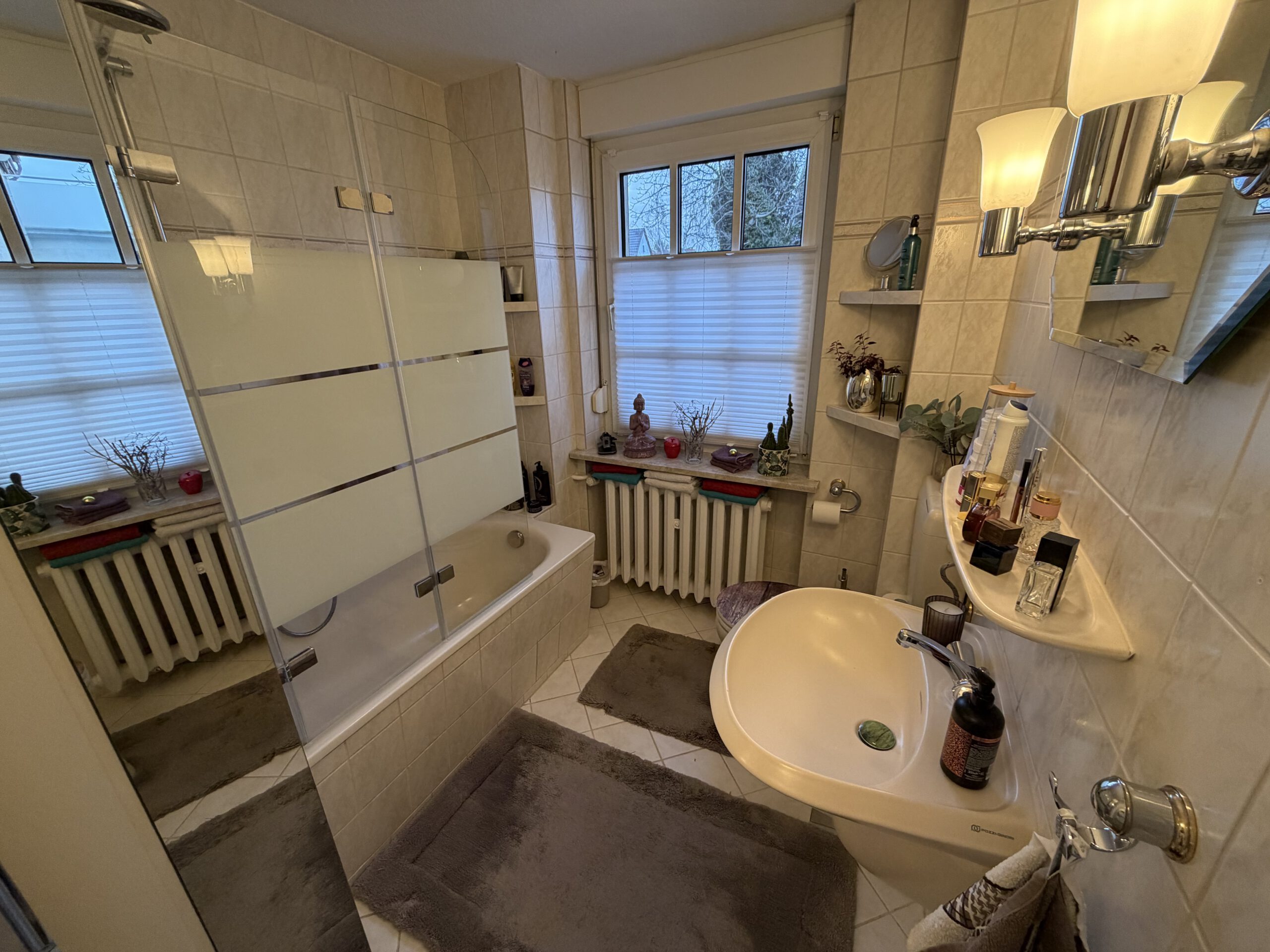 Zweigenerationenhaus - Wannenbad Erdgeschoss