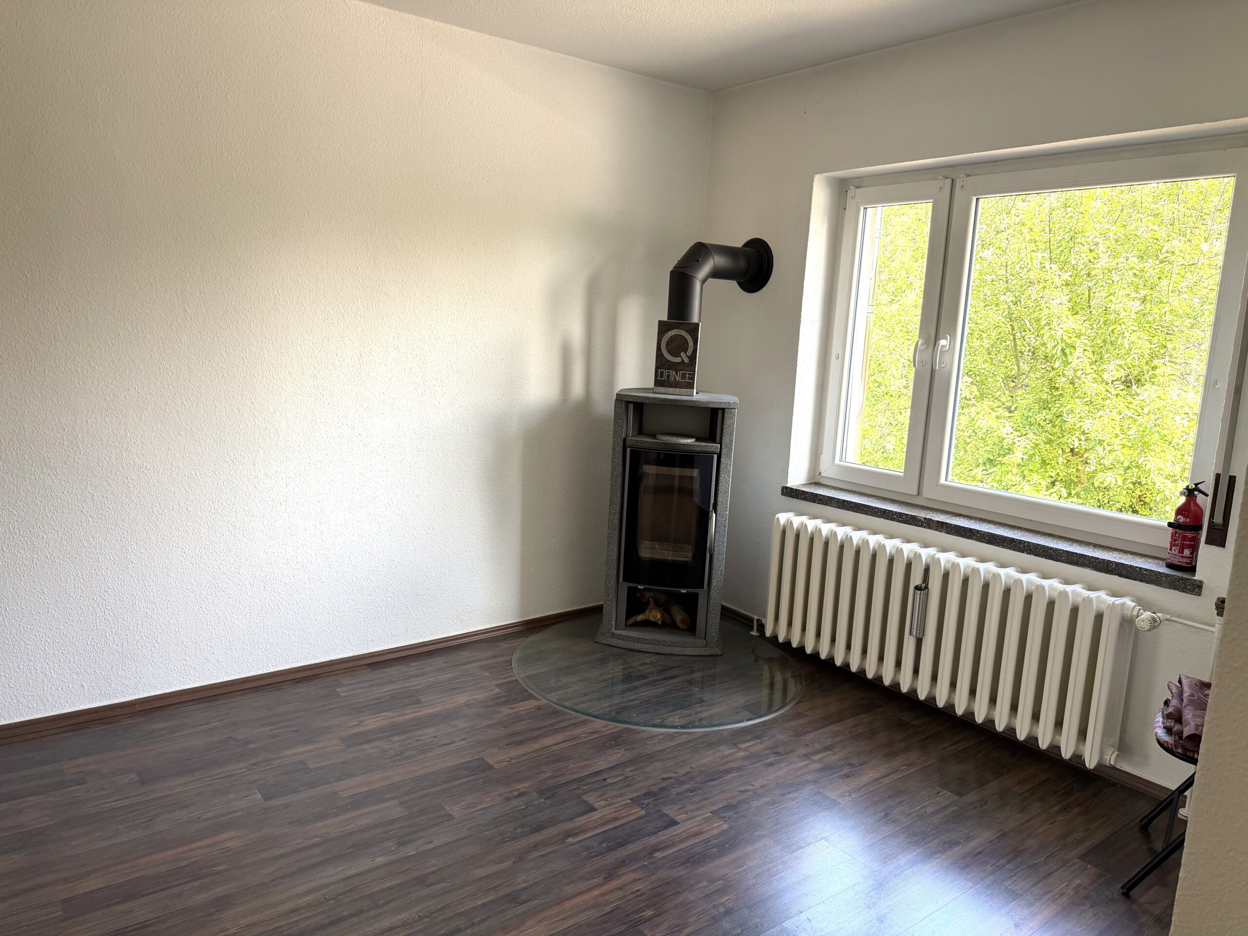 Einfamilienhaus in Lieskau - Essdiele mit Kaminofen
